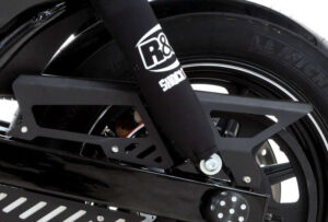 Protection supérieure de courroie R&G RACING noir Harley Davidson Street 750