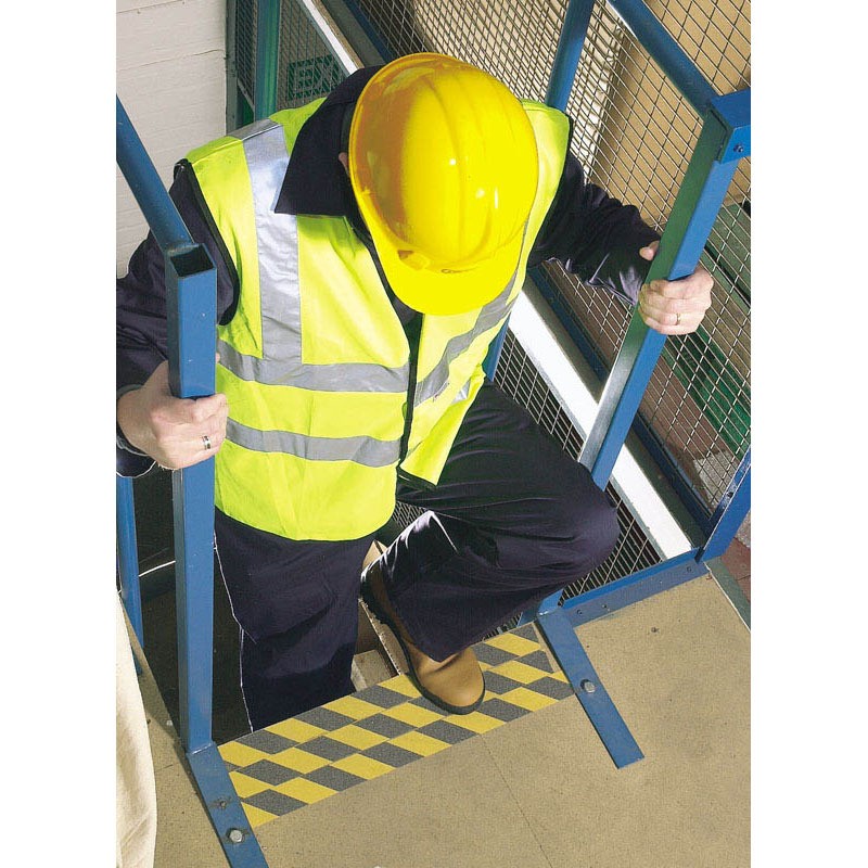 Ruban adhésif sécurité DRAPER noir/jaune 18m Ruban adhésif sécurité DRAPER noir/jaune 18m – Image 3