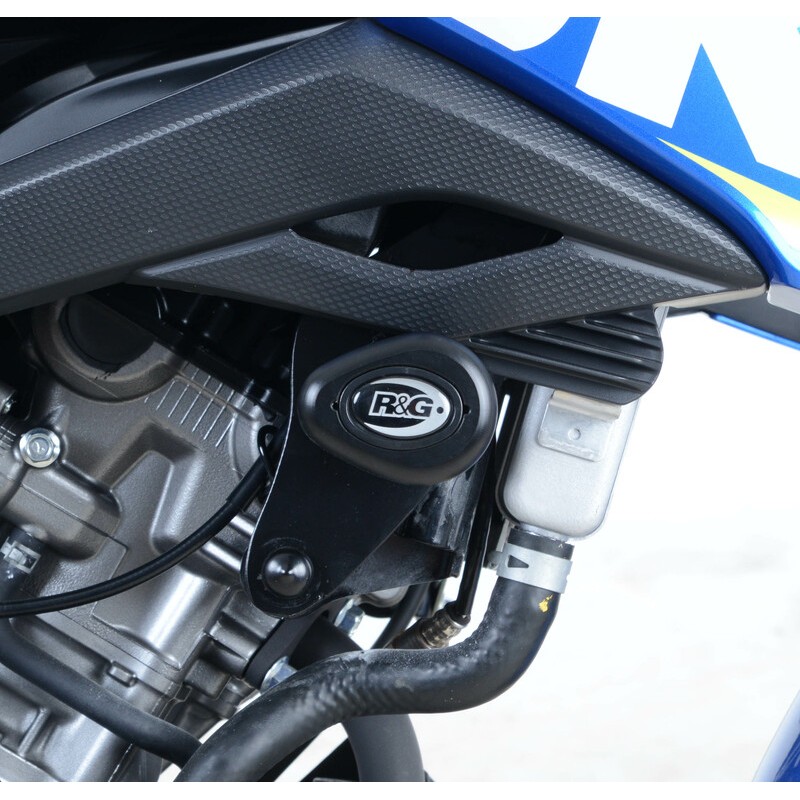 Tampons de protection R&G RACING Aero noir Suzuki GSX-S125 Tampons de protection R&G RACING Aero noir Suzuki GSX-S125 – Image 5