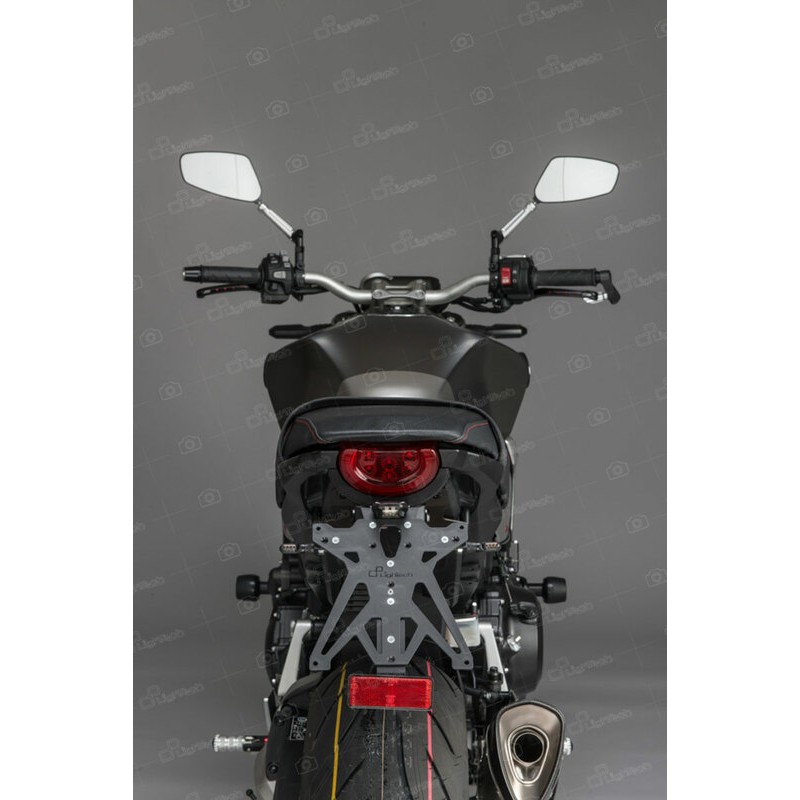 Kit support de plaque réglable LIGHTECH -Honda CB1000R Kit support de plaque réglable LIGHTECH -Honda CB1000R – Image 3