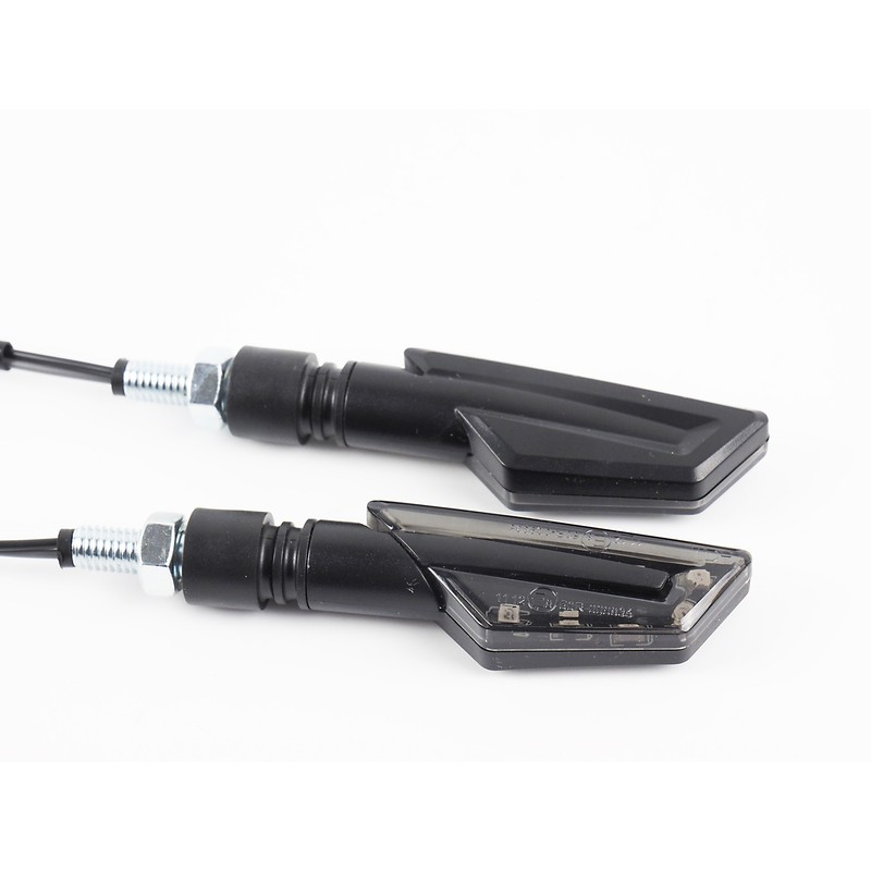 Clignotants LIGHTECH Led plastique ABS noir Clignotants LIGHTECH Led plastique ABS noir