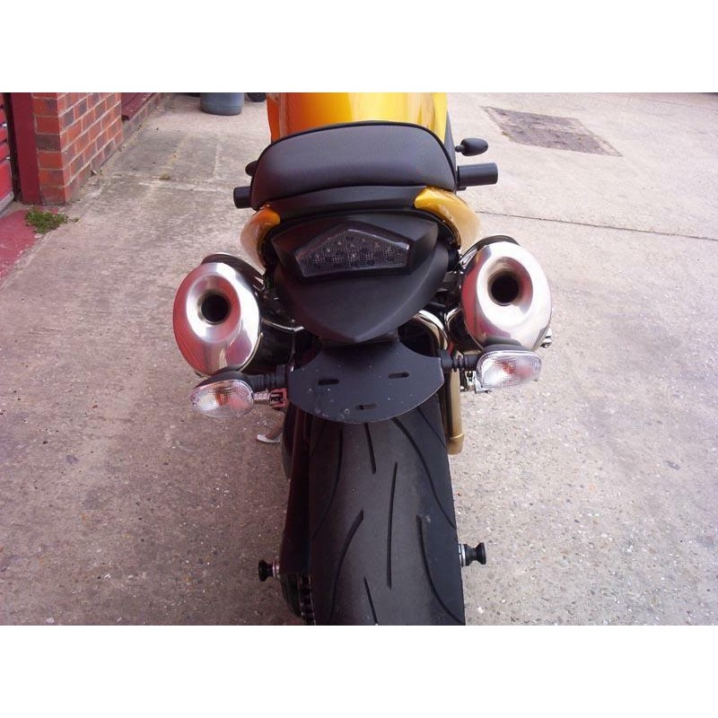 Support de plaque R&G RACING pour Speed Triple 1050 '05-07 Support de plaque R&G RACING pour Speed Triple 1050 '05-07