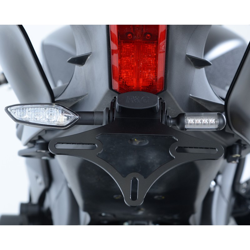 Support de plaque R&G RACING noir Yamaha YZF-R6 Support de plaque R&G RACING noir Yamaha YZF-R6 – Image 3