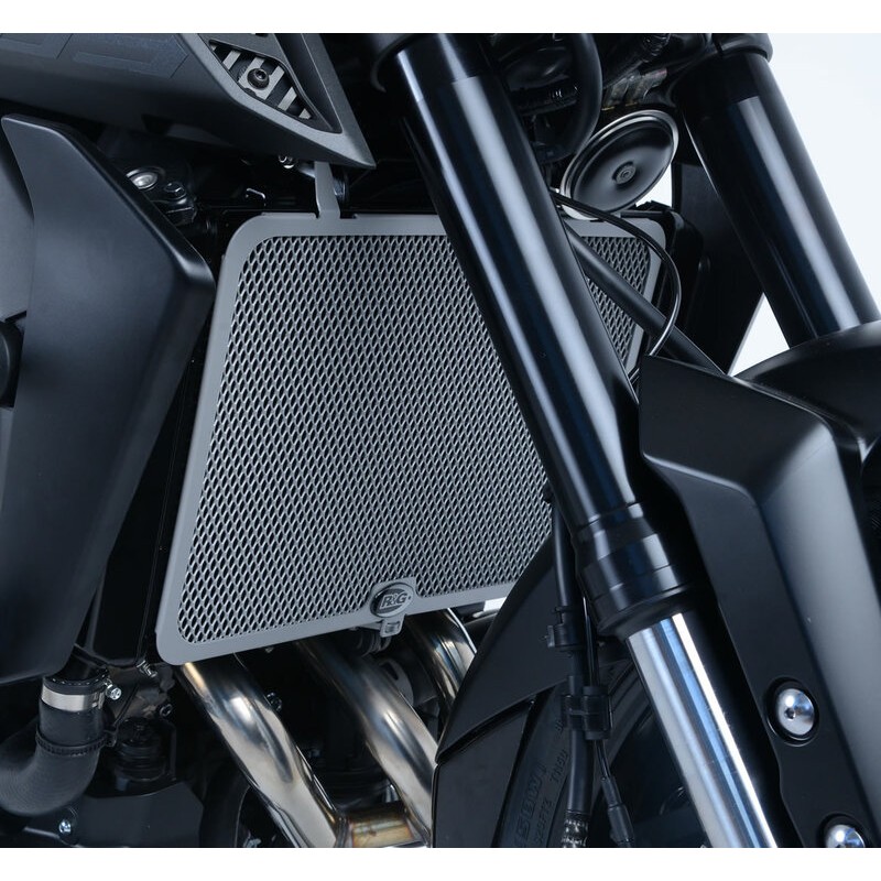 Protection de radiateur R&G RACING titane Yamaha MT-09 Protection de radiateur R&G RACING titane Yamaha MT-09 – Image 3