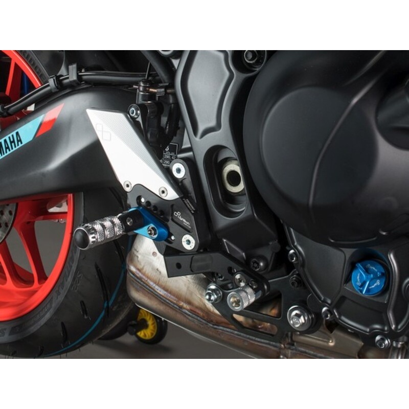 Commandes reculées réglables/repliables LIGHTECH sélection standard - Yamaha MT-09 Commandes reculées réglables/repliables LIGHTECH sélection standard - Yamaha MT-09 – Image 3