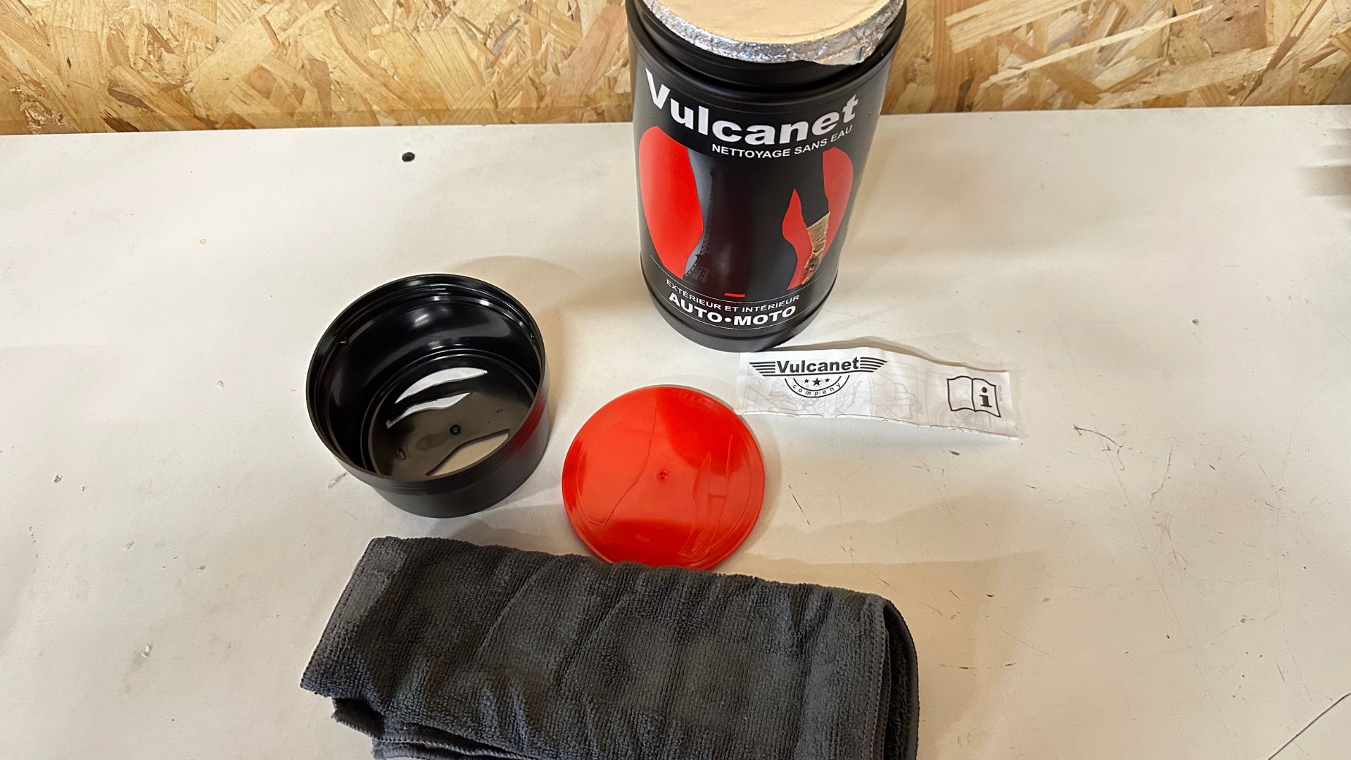 Lingettes Vulcanet : Pour nettoyer vos jantes moto Lingettes Vulcanet : Pour nettoyer vos jantes moto